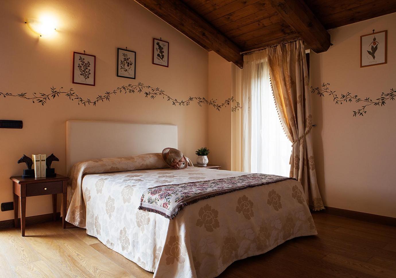 Le Residenze Degli Ulivi Hotel Campofilone ภายนอก รูปภาพ